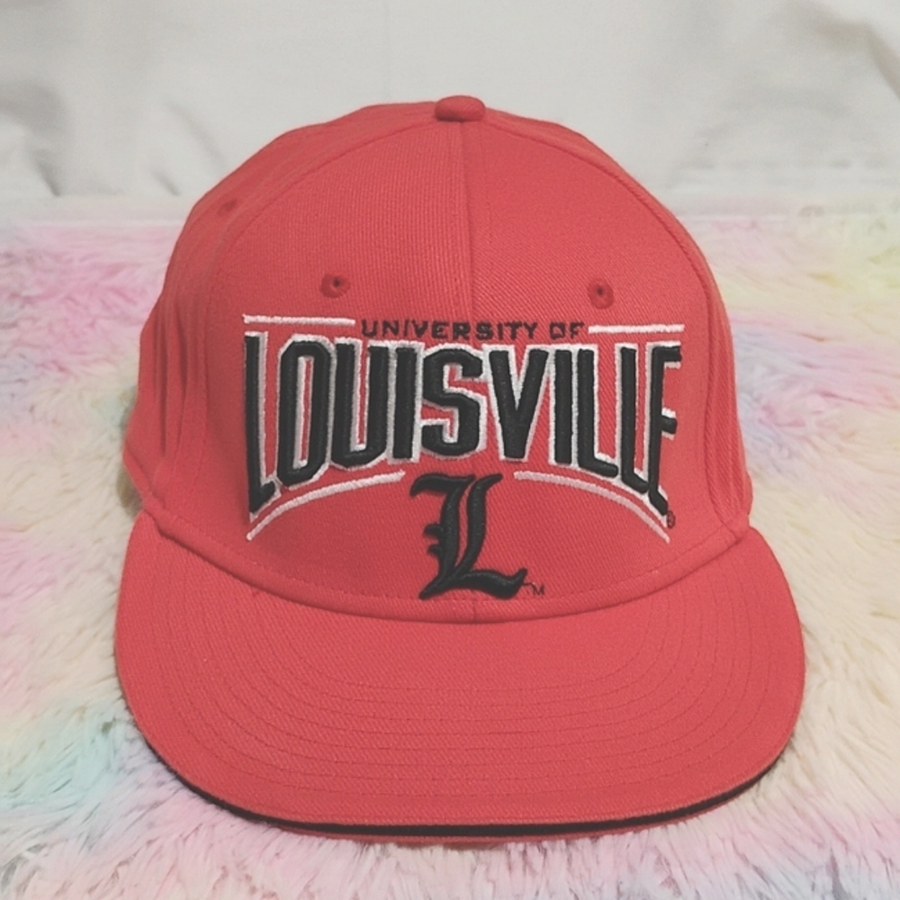 RARE! University Of Louisville Vintage Signatures Brand Velcro Back Hat Unisex